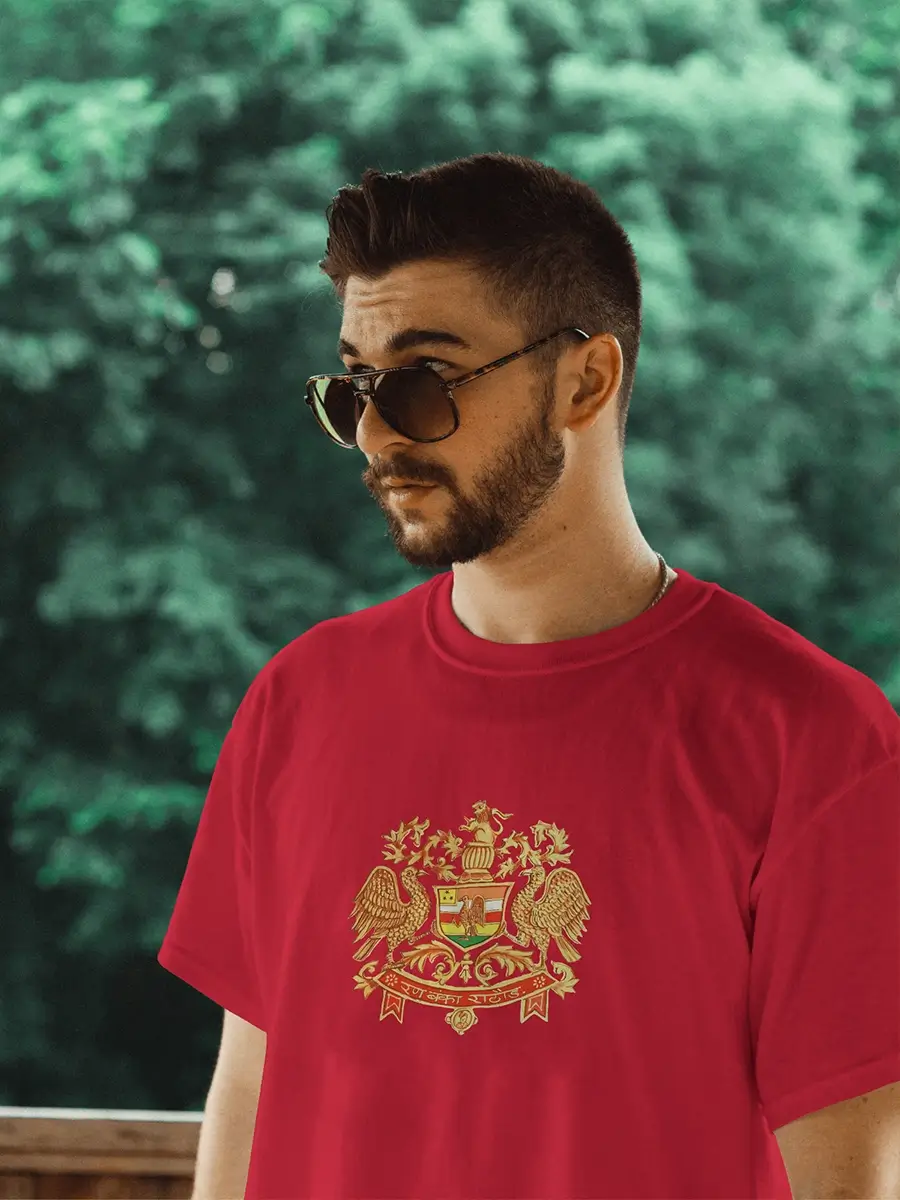 printed red tshirt