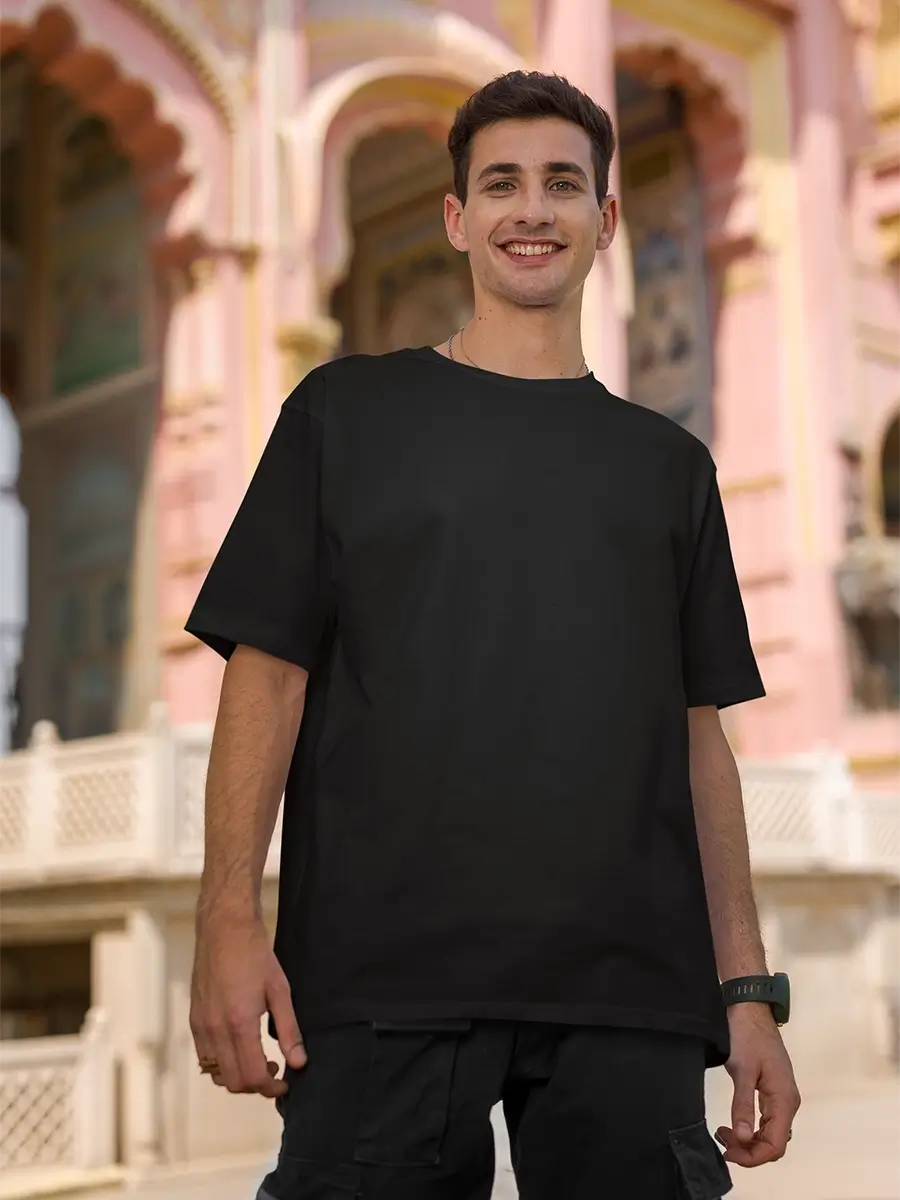 black round neck t shirt