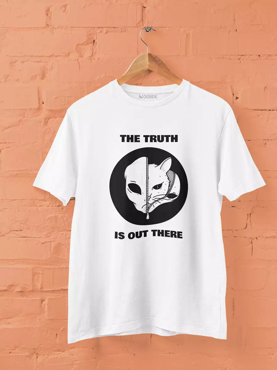 white alien t shirt  